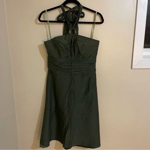 𝅺🎀 Le Chateau Forest Green Halter Back Zip Occasion Dress, Size M